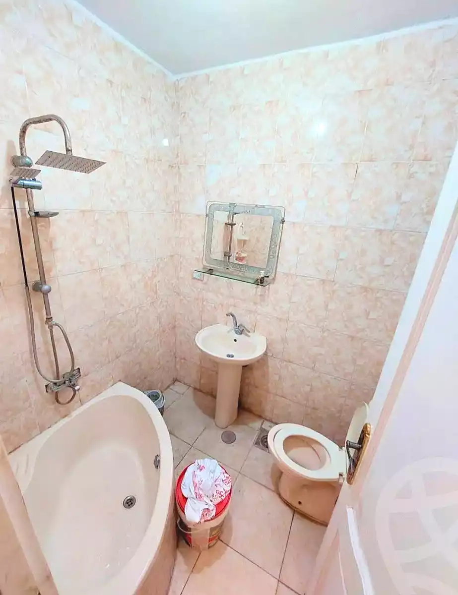 https://aqarmap.com.eg/en/listing/7321399-for-sale-alexandria-fyktwry-shr-jml-bd-lnsr