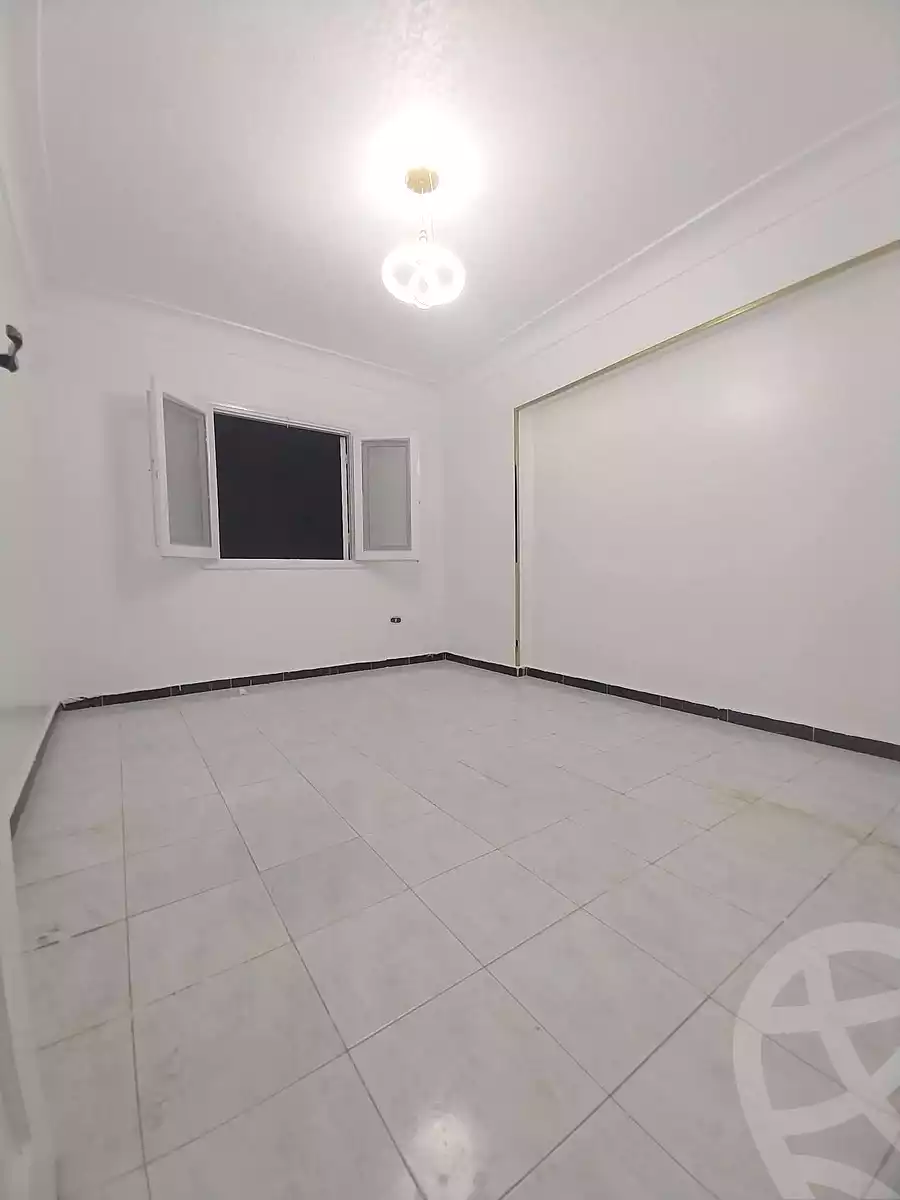 https://aqarmap.com.eg/en/listing/7321678-for-sale-alexandria-al-agamy-shataa-el-nakheel