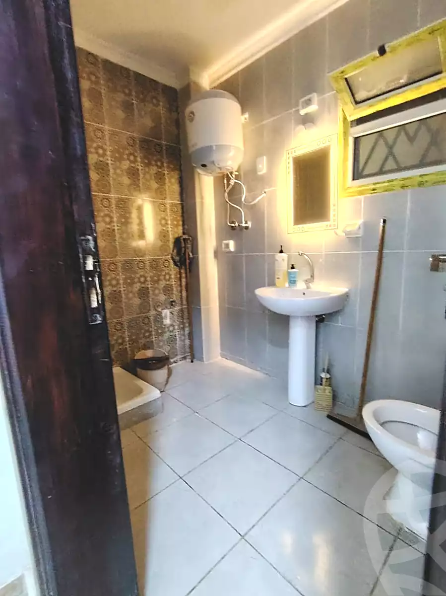https://aqarmap.com.eg/ar/listing/7321718-for-rent-cairo-6th-of-october-hadaeq-october