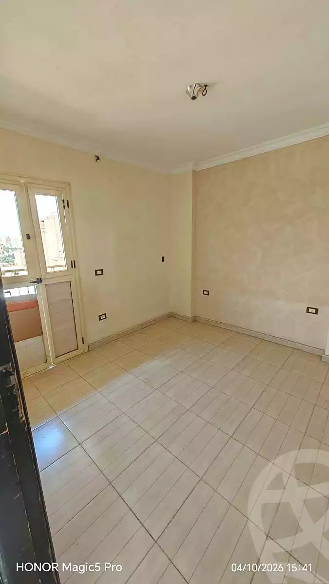 https://aqarmap.com.eg/ar/listing/7321753-for-rent-cairo-helwan-ahmed-enci-st