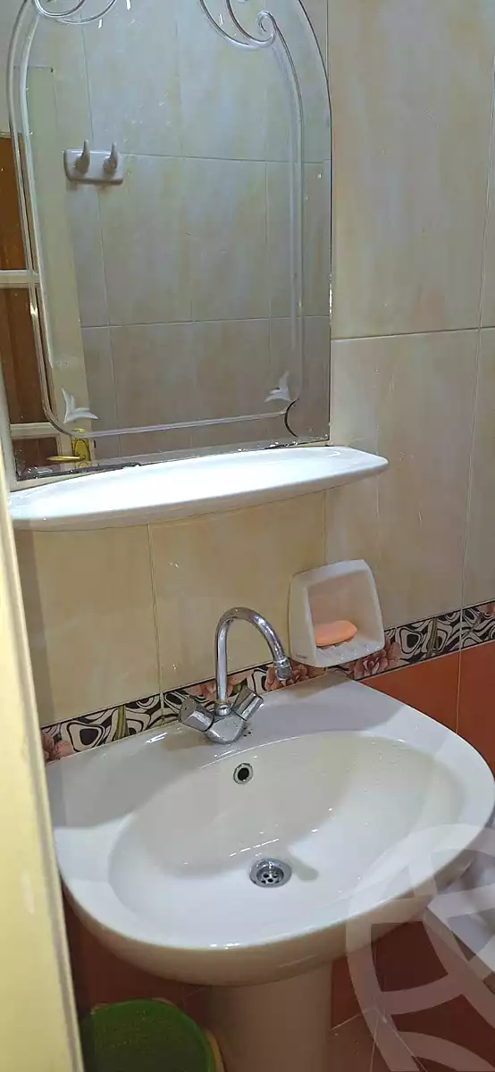 https://aqarmap.com.eg/ar/listing/7321797-for-rent-cairo-el-sheikh-zayed-city-el-hay-elthaleth-elrawda-street