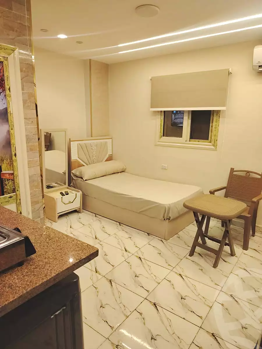 https://aqarmap.com.eg/ar/listing/7321836-for-rent-cairo-6th-of-october-el-ahyaa-neighborhood-1st-eighth-neighborhood