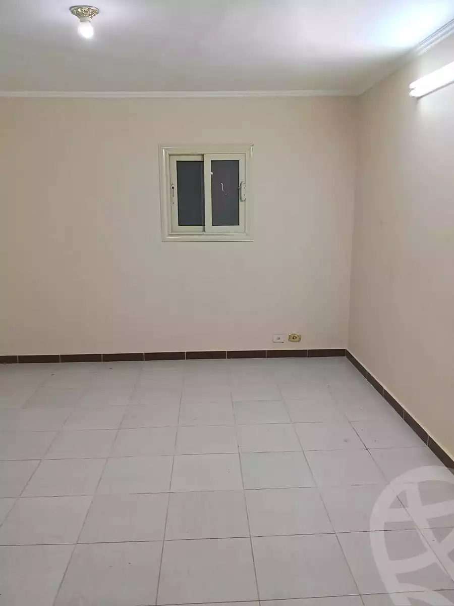 https://aqarmap.com.eg/ar/listing/7321896-for-rent-cairo-6th-of-october-compounds-family-land