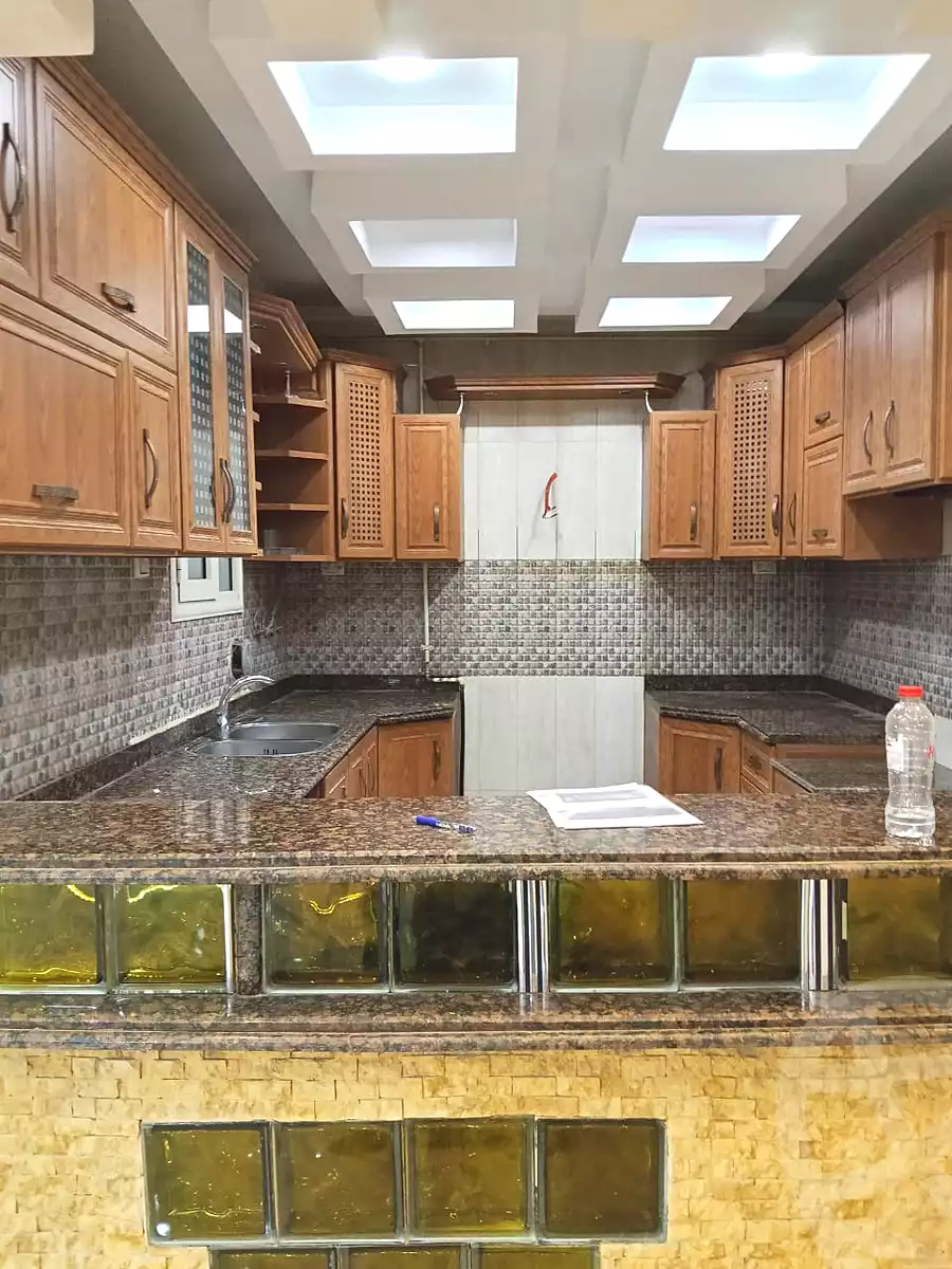 https://aqarmap.com.eg/ar/listing/7321896-for-rent-cairo-6th-of-october-compounds-family-land