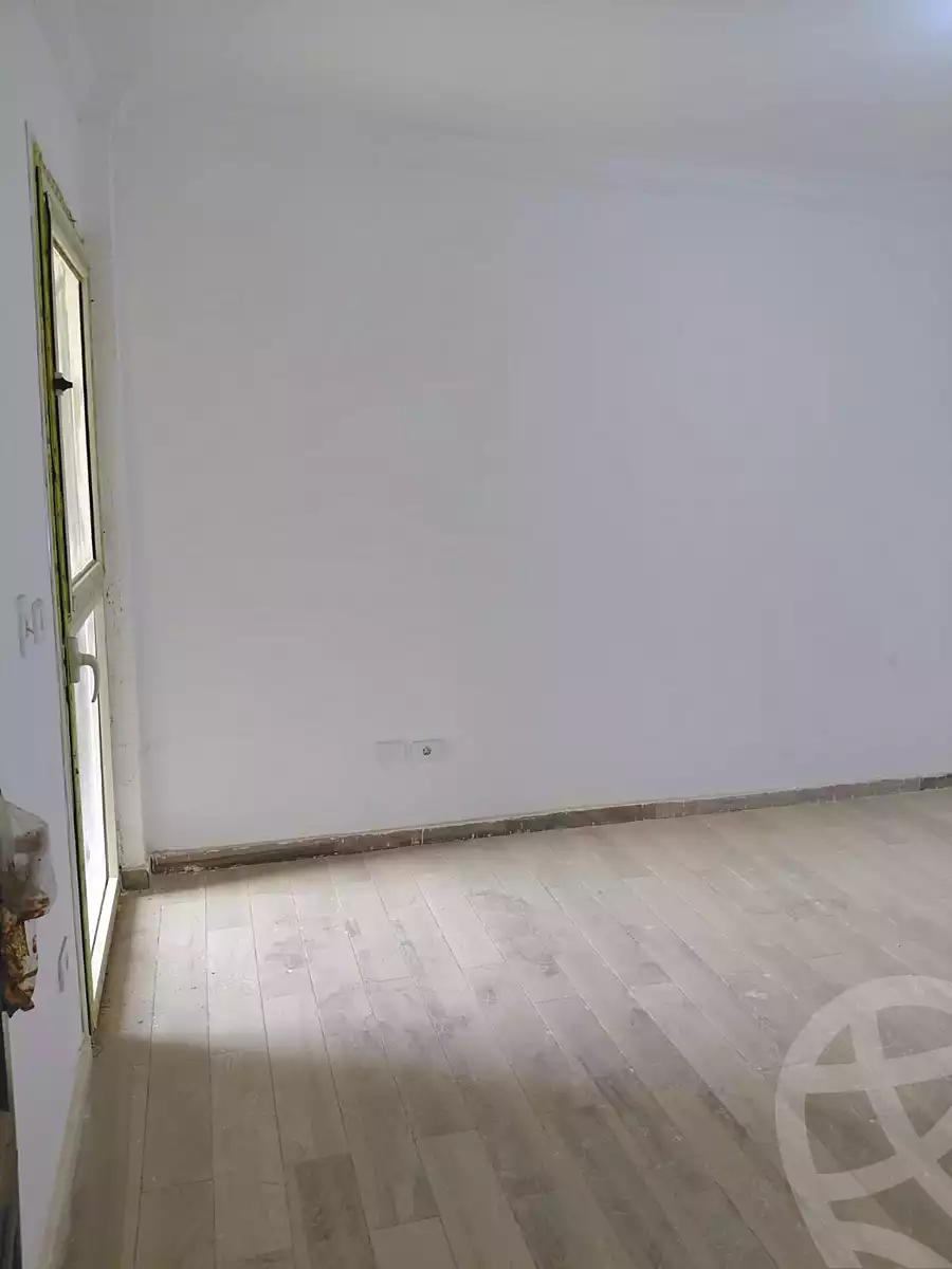 https://aqarmap.com.eg/en/listing/7321907-for-rent-cairo-6th-of-october-compounds-jn-ktwbr