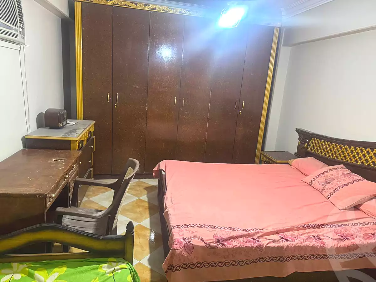 https://aqarmap.com.eg/ar/listing/7321982-for-rent-cairo-6th-of-october-el-ahyaa-neighborhood-1st-third-neighborhood