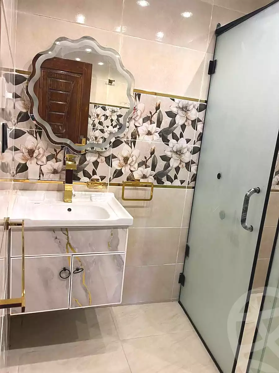 https://aqarmap.com.eg/en/listing/7322075-for-sale-cairo-ain-shams-ahmed-esmat-st