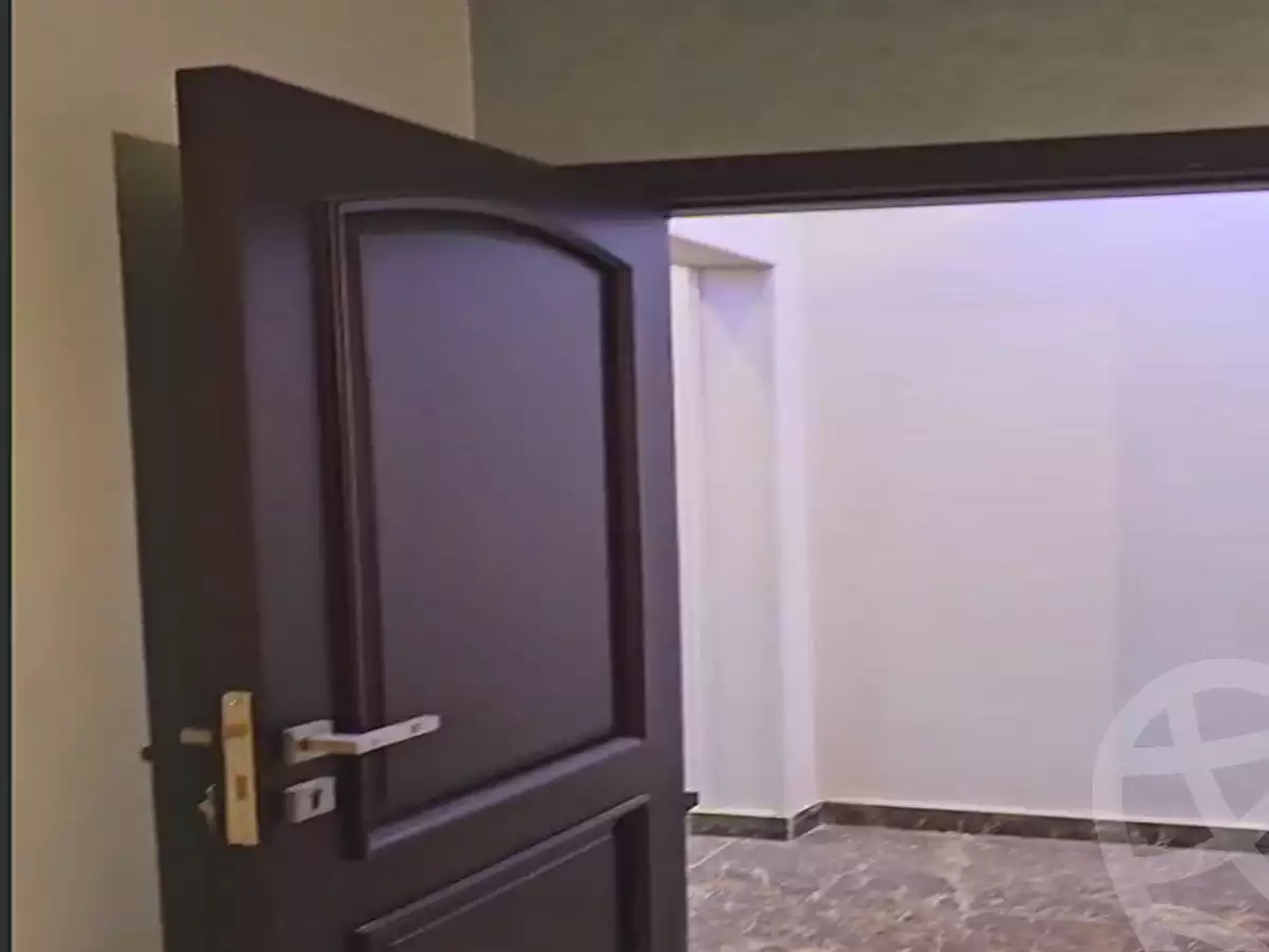 https://aqarmap.com.eg/ar/listing/7322117-for-sale-cairo-new-cairo-el-narges-el-narges-omarat-mohamed-sabry-abu-alam-st