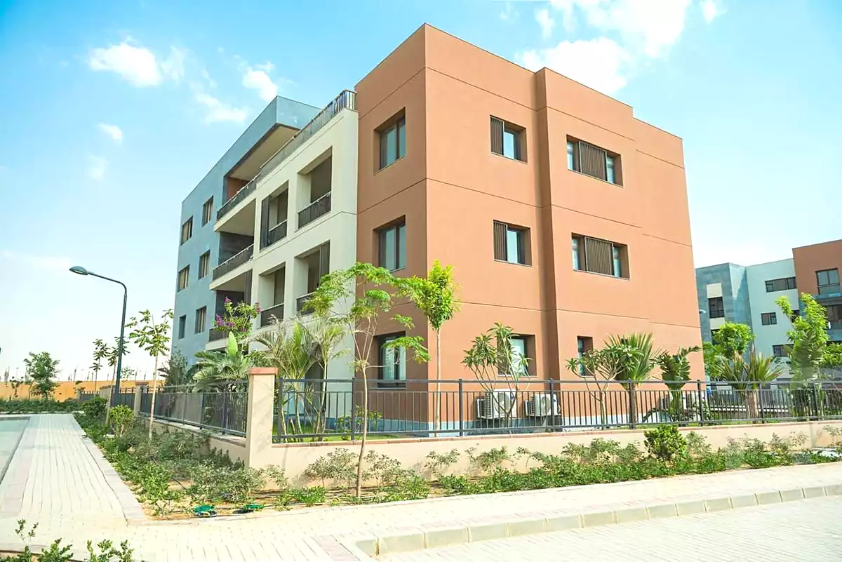 https://aqarmap.com.eg/en/listing/7322152-for-sale-cairo-new-cairo-compounds-district-5-the-plateau-district-5