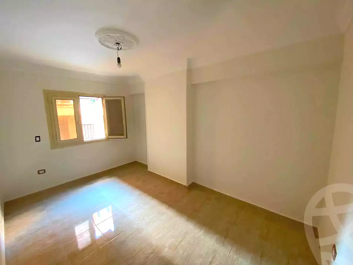 https://aqarmap.com.eg/en/listing/7322217-for-sale-alexandria-camp-cesar