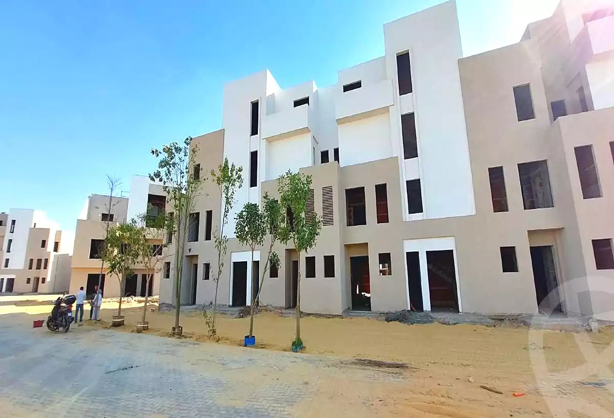 https://aqarmap.com.eg/ar/listing/7322350-for-sale-cairo-new-cairo-lmstqbl-syty-compounds-rosail-city-compound-khaled-sabry-holding