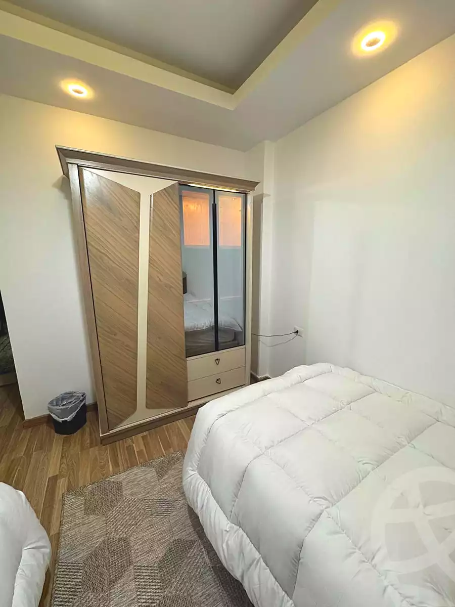 https://aqarmap.com.eg/ar/listing/7322380-for-rent-cairo-el-sheikh-zayed-city-compounds-dh-drys