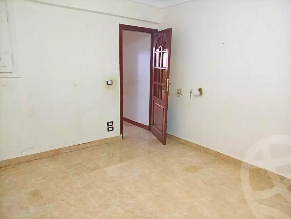 https://aqarmap.com.eg/en/listing/7322442-for-rent-alexandria-al-agamy-el-kilo-21