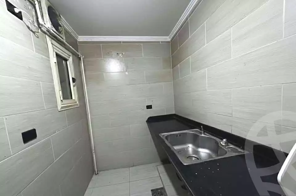 https://aqarmap.com.eg/ar/listing/7322445-for-sale-alexandria-al-agamy-lbytsh-qased-kareem-st