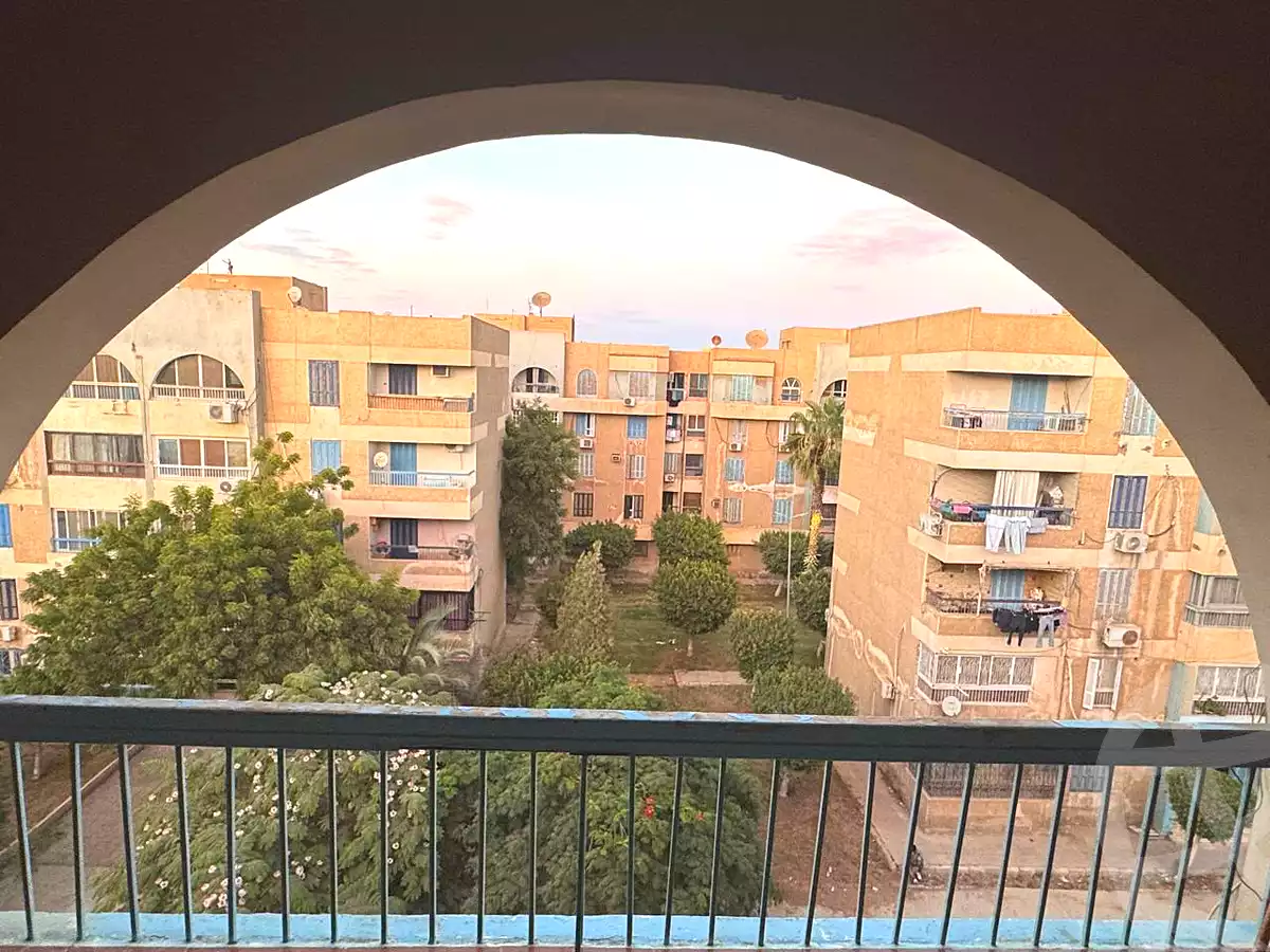 https://aqarmap.com.eg/en/listing/7322758-for-rent-cairo-el-sheikh-zayed-city-el-hay-elawel-street-10