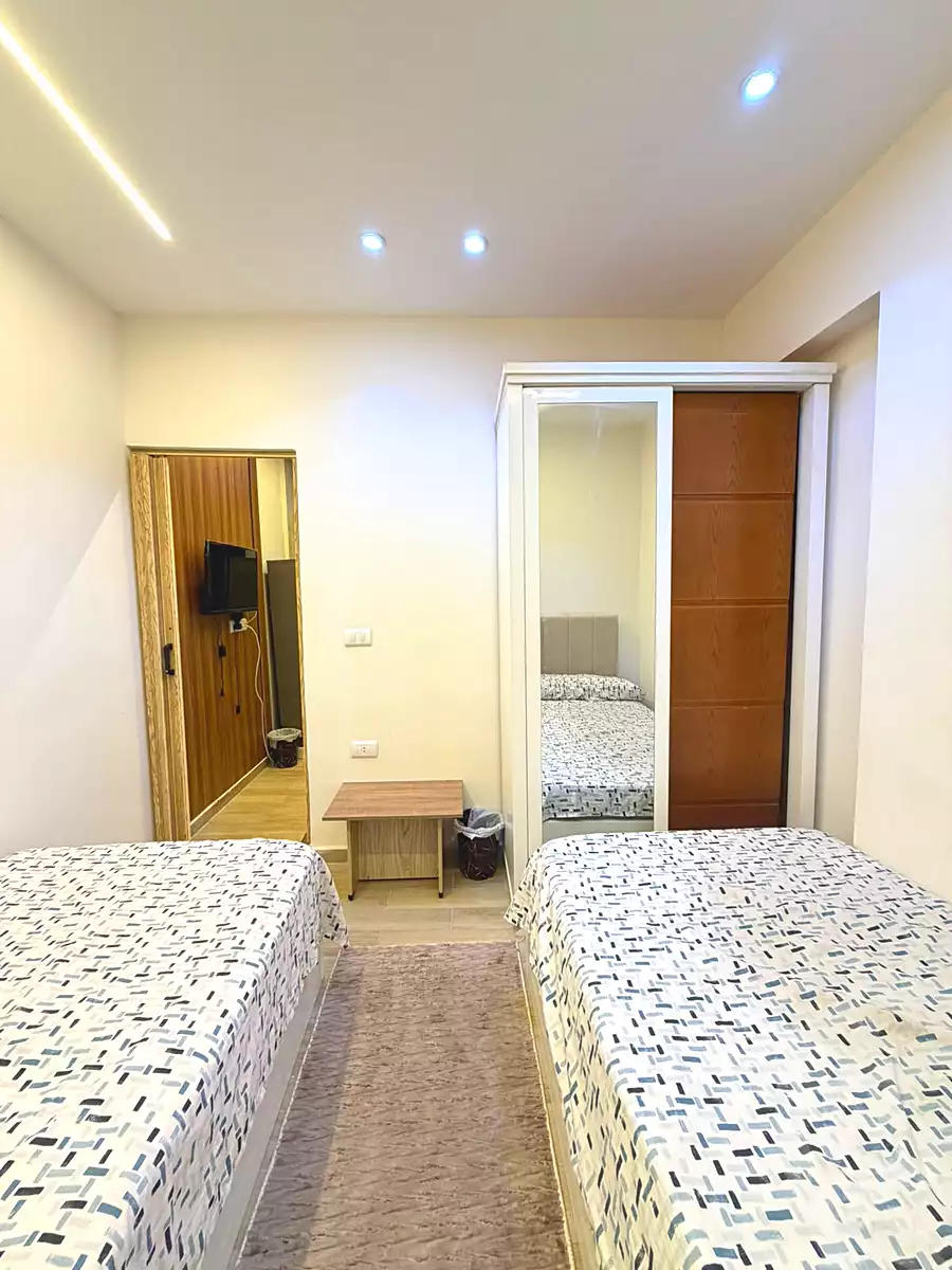 https://aqarmap.com.eg/ar/listing/7322797-for-rent-cairo-6th-of-october-el-ahyaa-neighborhood-1st-eighth-neighborhood