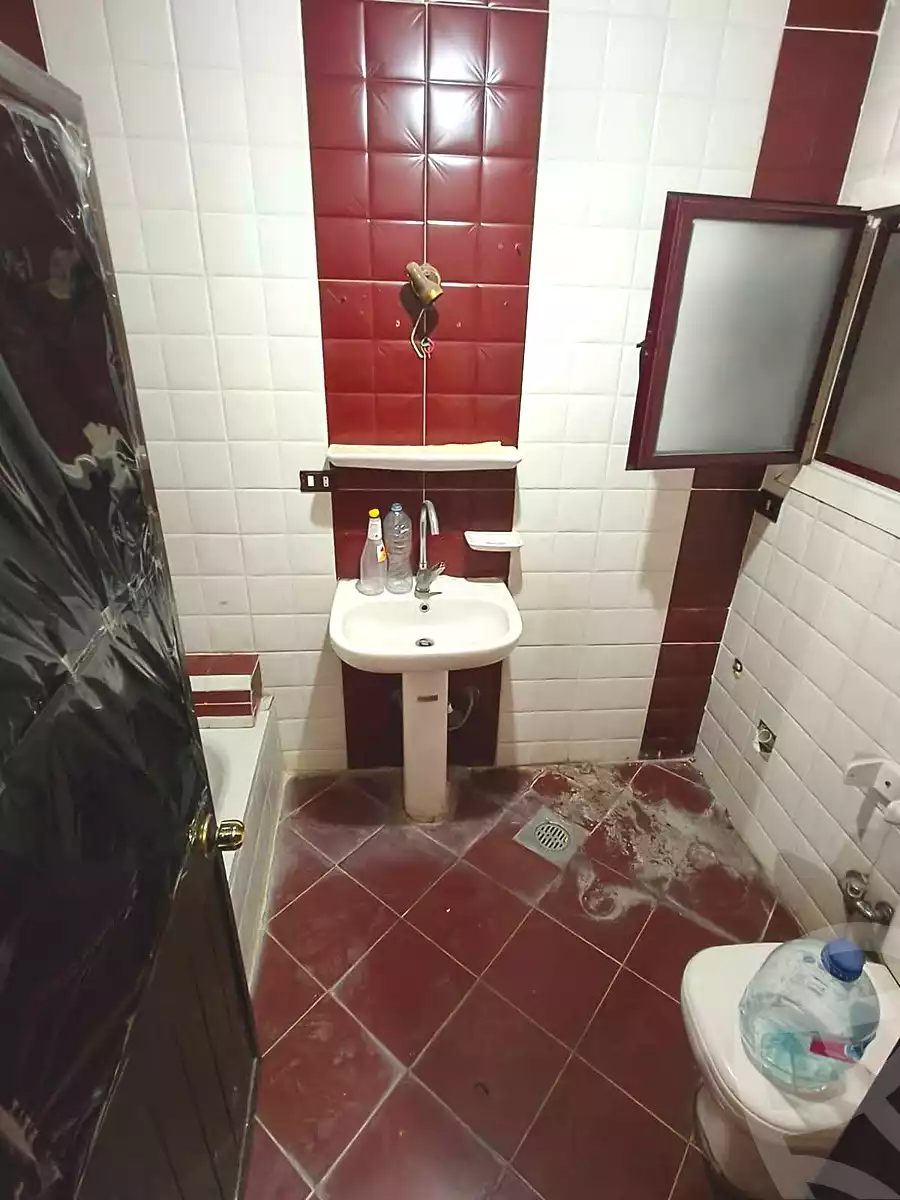 https://aqarmap.com.eg/en/listing/7323186-for-sale-alexandria-lsywf-el-falki