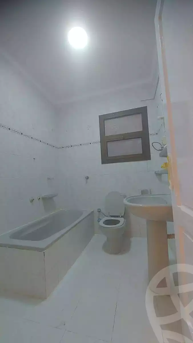 https://aqarmap.com.eg/ar/listing/7323437-for-sale-alexandria-al-agamy-shataa-el-nakheel