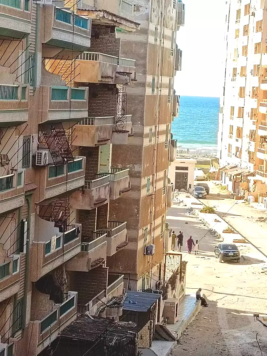 https://aqarmap.com.eg/en/listing/7323678-for-sale-alexandria-al-agamy-shataa-el-nakheel