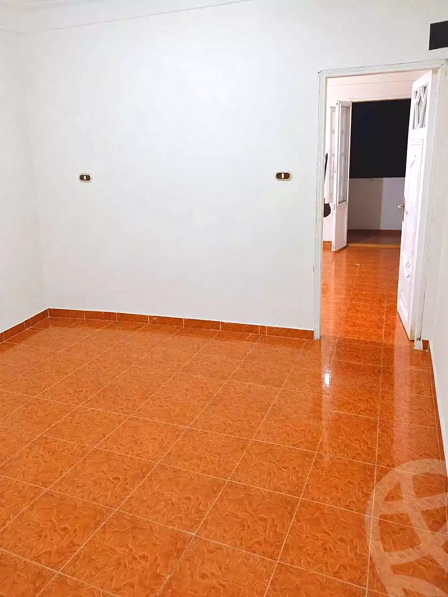 https://aqarmap.com.eg/ar/listing/7323891-for-sale-alexandria-al-agamy-el-hanouvel