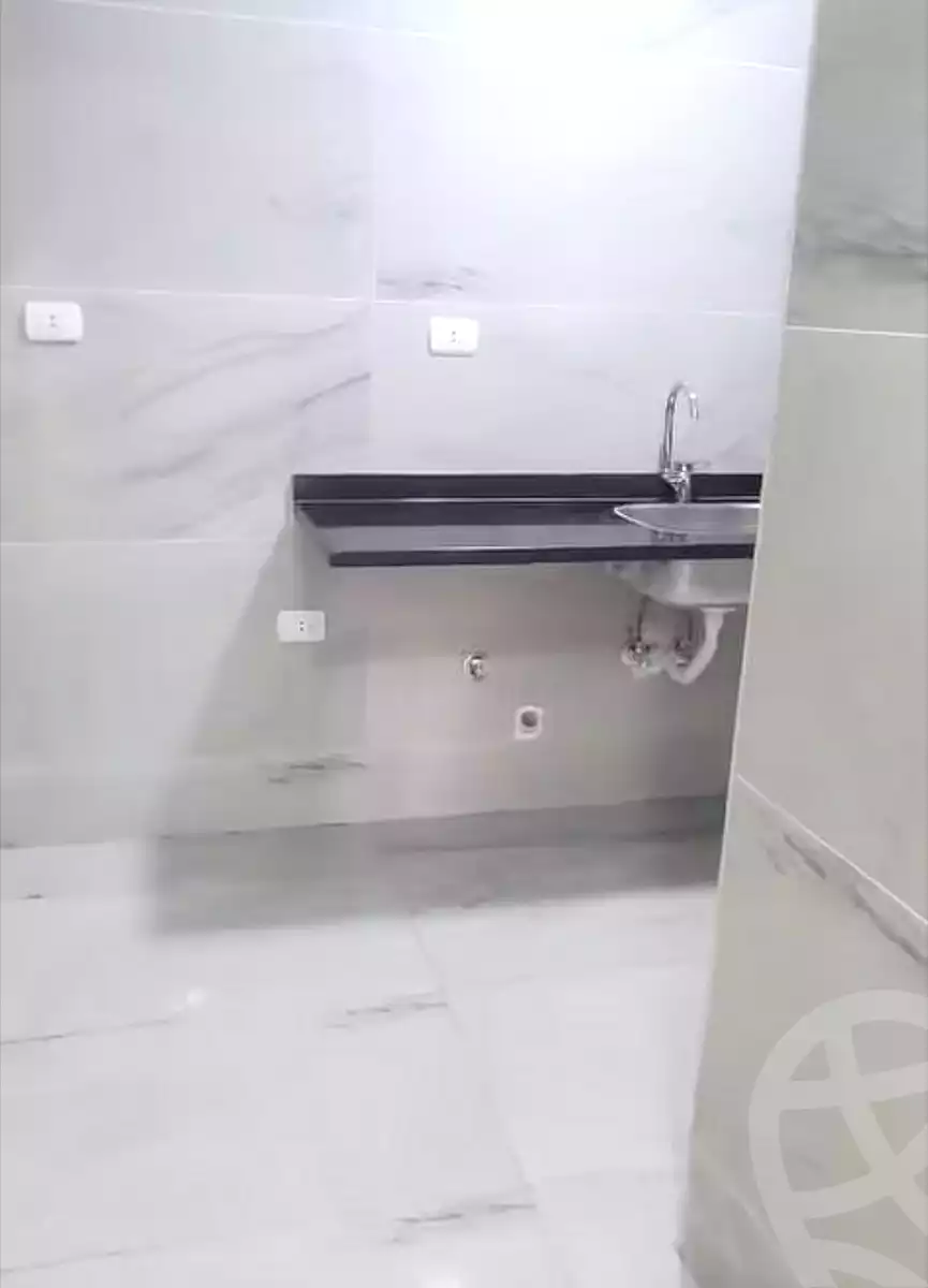 https://aqarmap.com.eg/en/listing/7324280-for-sale-alexandria-miami-mahmoud-el-isawy-st