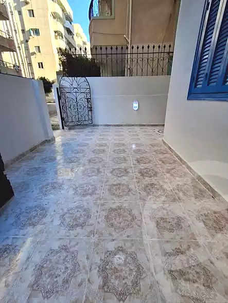 https://aqarmap.com.eg/ar/listing/7324296-for-sale-alexandria-al-agamy-shataa-el-nakheel-street-65