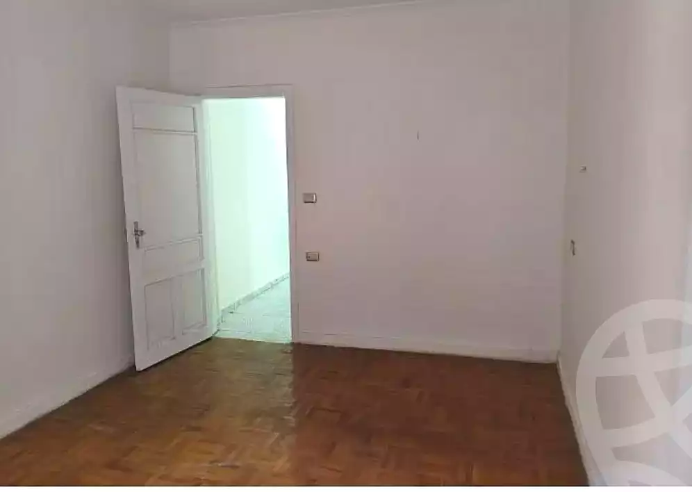 https://aqarmap.com.eg/en/listing/7324325-for-rent-alexandria-kafr-abdo-mohamed-safwat-st