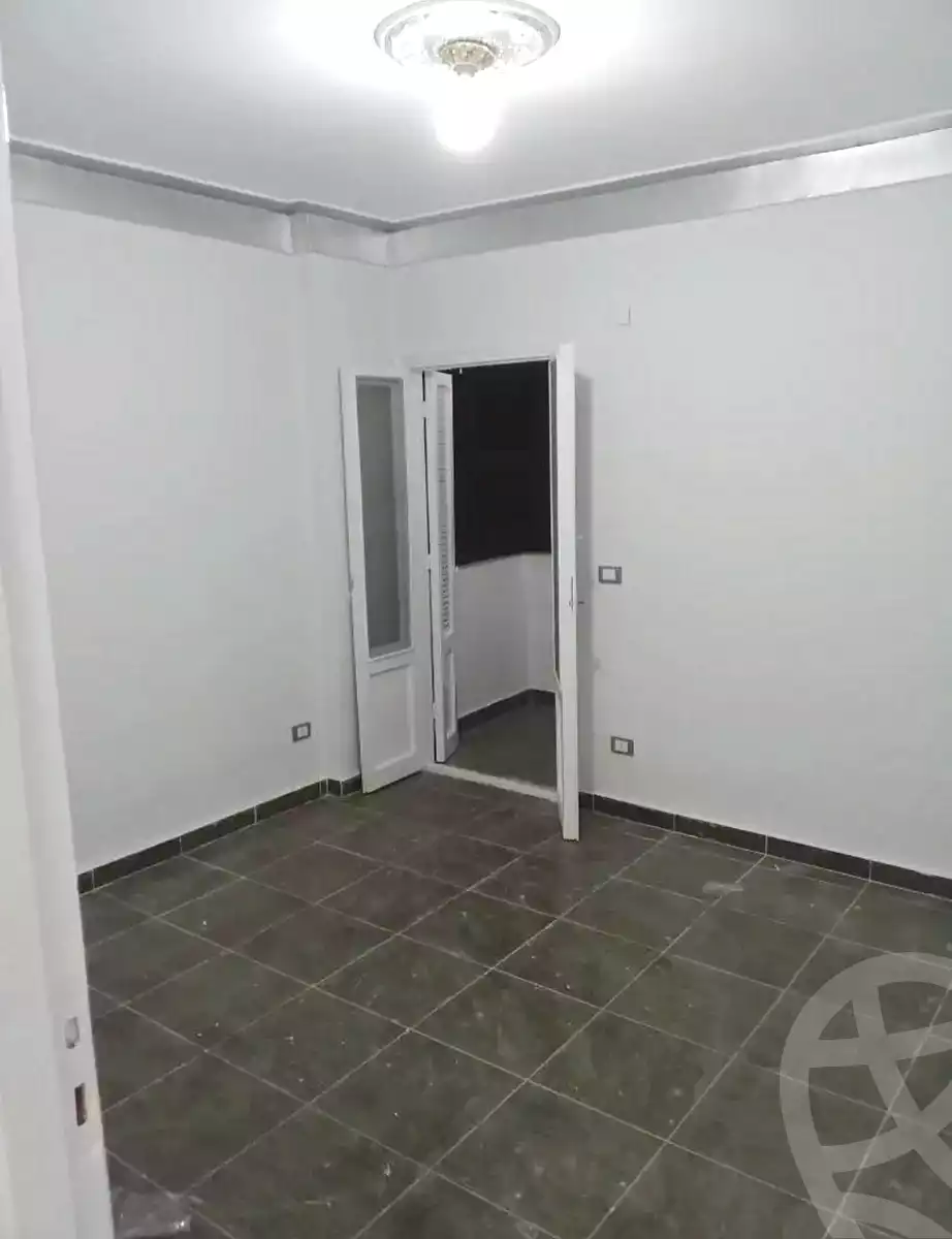 https://aqarmap.com.eg/en/listing/7324362-for-sale-alexandria-al-agamy-el-hanouvel