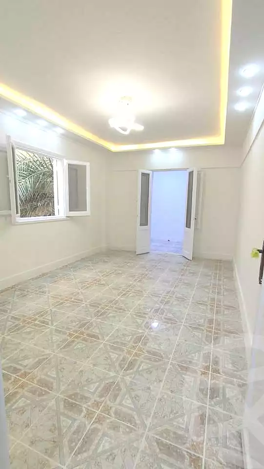 https://aqarmap.com.eg/ar/listing/7325100-for-sale-alexandria-al-agamy-shataa-el-nakheel