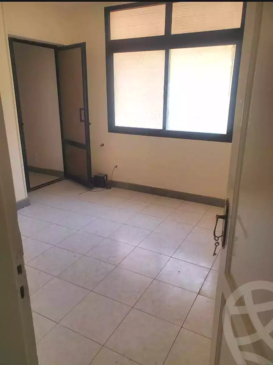 https://aqarmap.com.eg/ar/listing/7325350-for-sale-cairo-el-zaytun-lzytwn-lshrqy-toman-bai-st