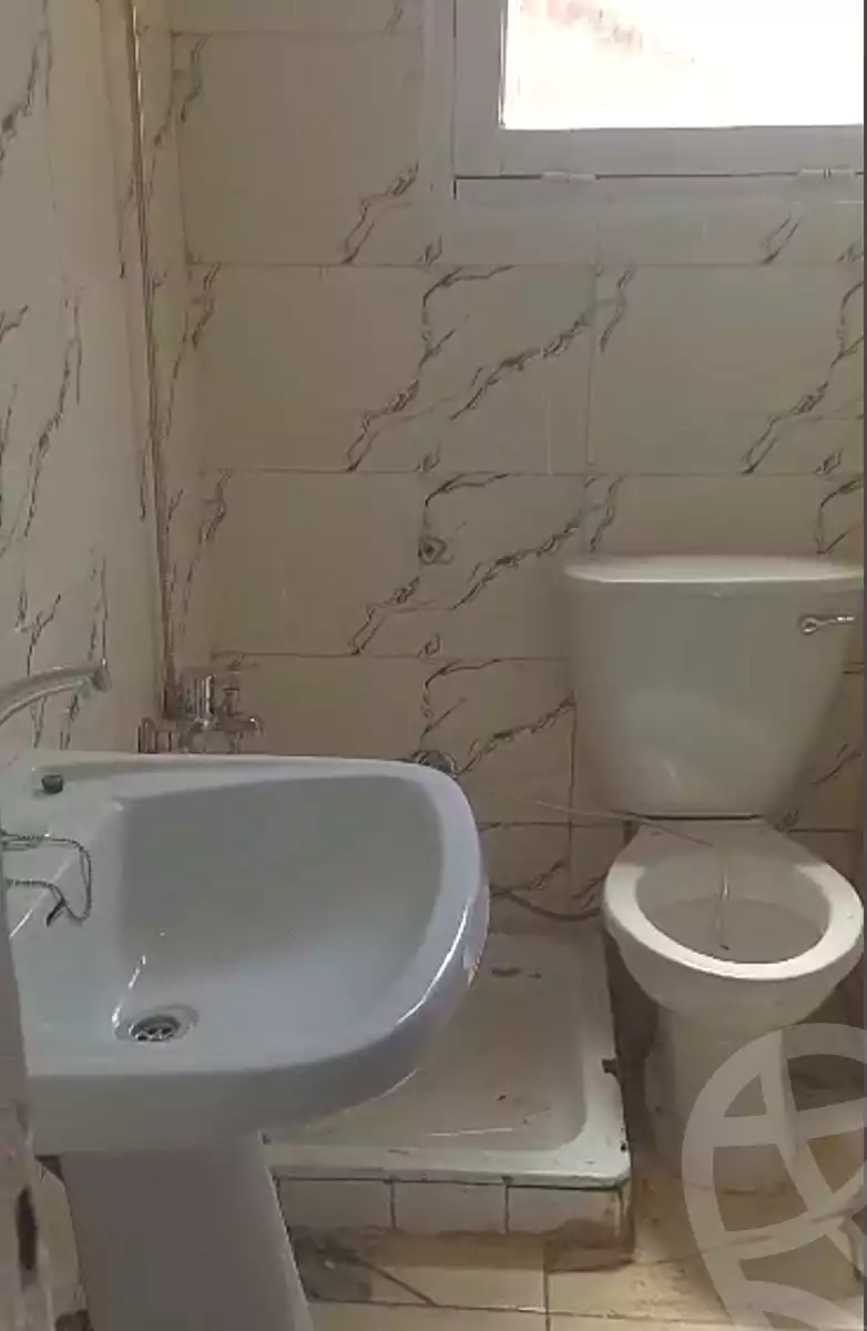 https://aqarmap.com.eg/en/listing/7325519-for-sale-alexandria-al-agamy-el-hanouvel