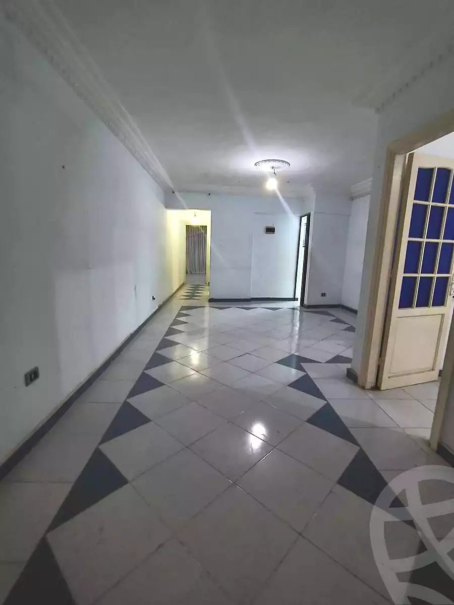 https://aqarmap.com.eg/ar/listing/7325715-for-rent-alexandria-miami-mohammed-galal-hammad-st