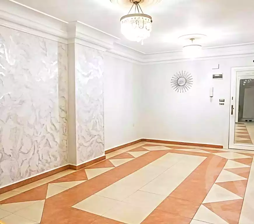 https://aqarmap.com.eg/ar/listing/7326026-for-sale-alexandria-moharram-bey