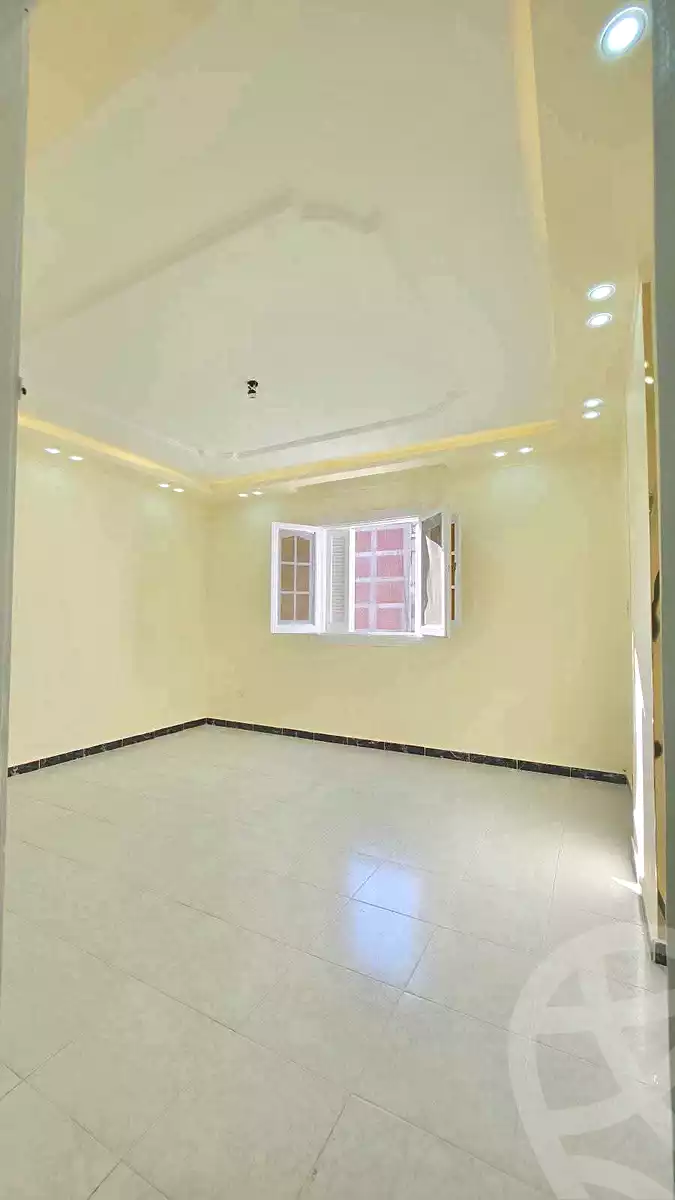https://aqarmap.com.eg/ar/listing/7326061-for-sale-alexandria-sydy-bshr-sydy-bshr-bhry-gamal-abd-el-nasir-st