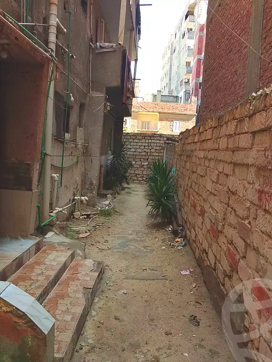 https://aqarmap.com.eg/en/listing/7326188-for-sale-alexandria-al-agamy-el-hanouvel-abo-el-shawareb-st