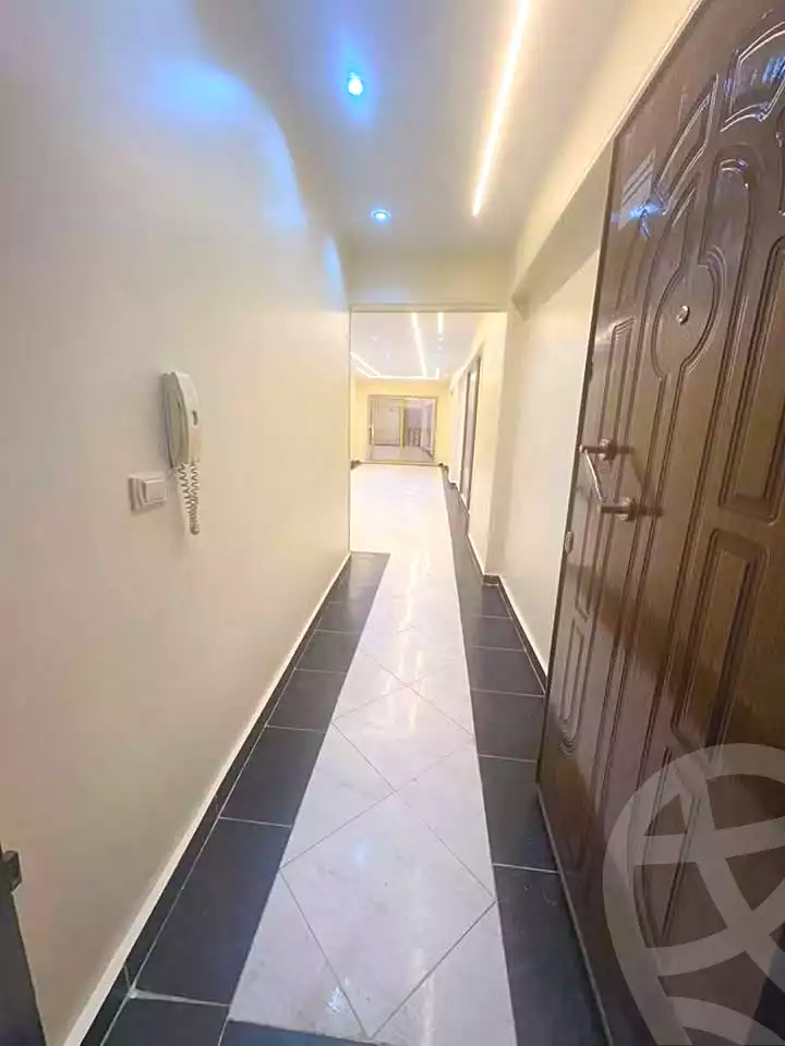 https://aqarmap.com.eg/ar/listing/7326308-for-sale-alexandria-sydy-bshr-sydy-bshr-bhry-shr-mhmwd-l-yswy