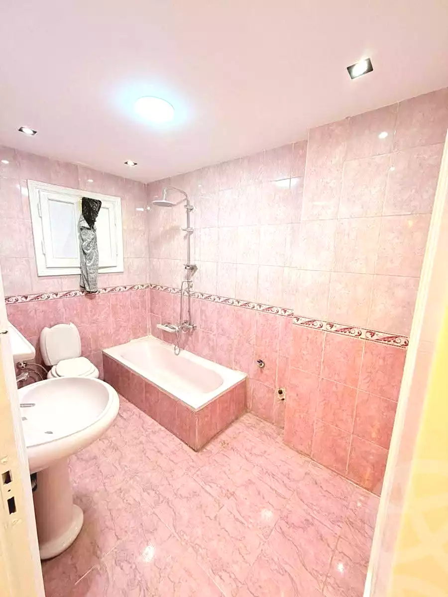 https://aqarmap.com.eg/ar/listing/7326459-for-sale-alexandria-miami-mahmoud-el-isawy-st