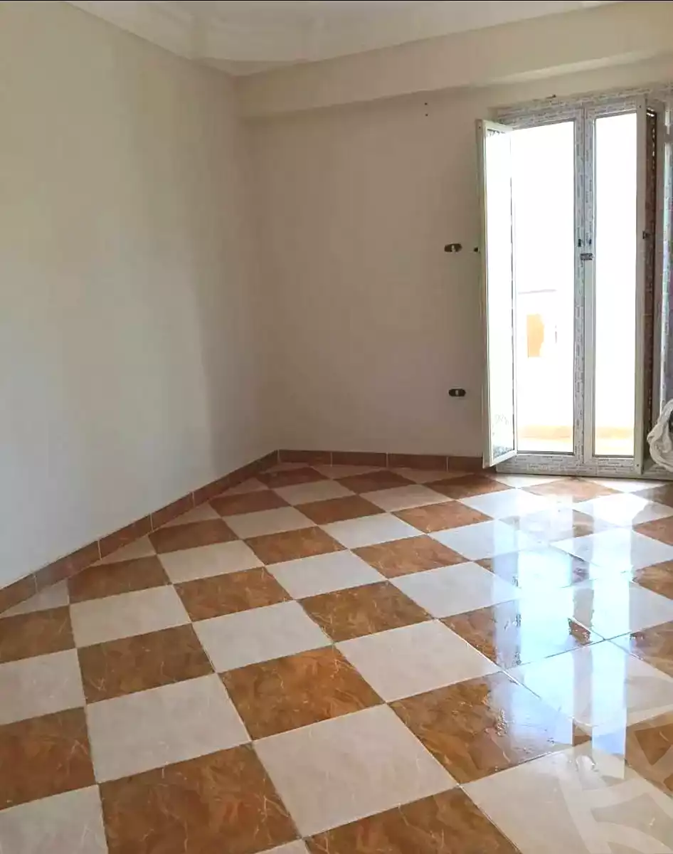 https://aqarmap.com.eg/ar/listing/7327031-for-sale-alexandria-al-agamy-lbytsh-princess-st