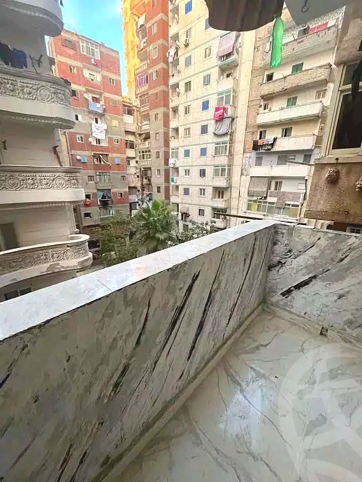 https://aqarmap.com.eg/en/listing/7327599-for-sale-alexandria-bahray-el-anfoshy-sidi-yakout-st