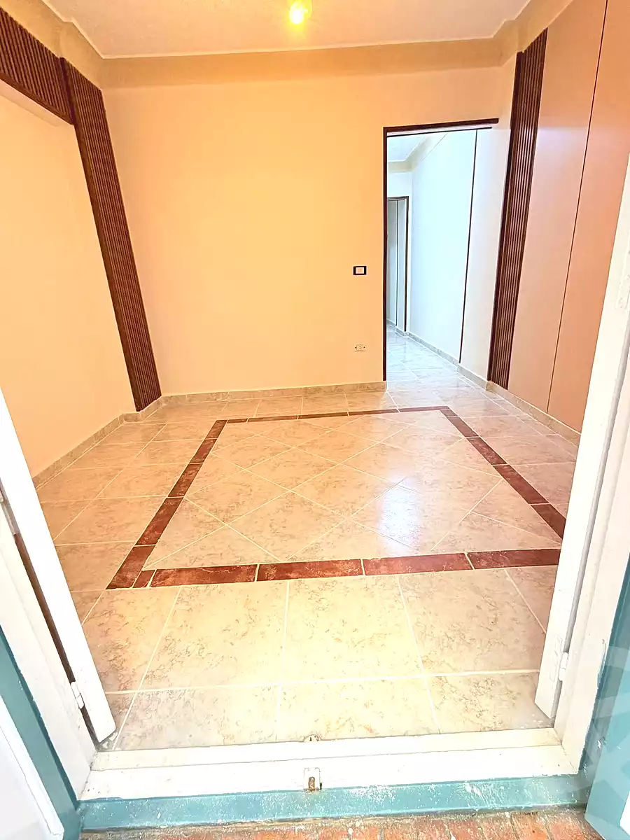 https://aqarmap.com.eg/en/listing/7328048-for-sale-alexandria-al-agamy-shataa-el-nakheel