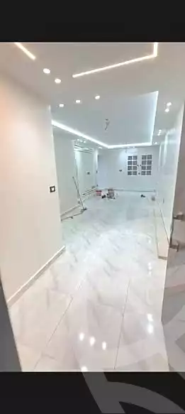 https://aqarmap.com.eg/ar/listing/7328095-for-rent-alexandria-el-mandara