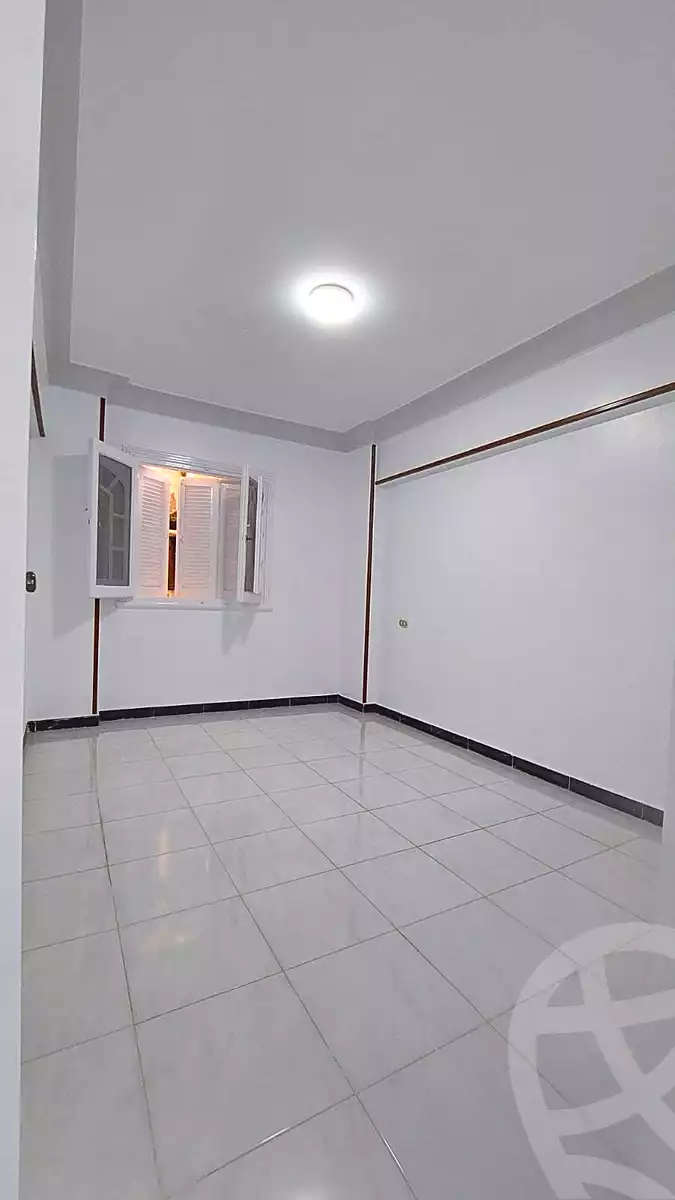 https://aqarmap.com.eg/ar/listing/7328330-for-sale-alexandria-al-agamy-shataa-el-nakheel