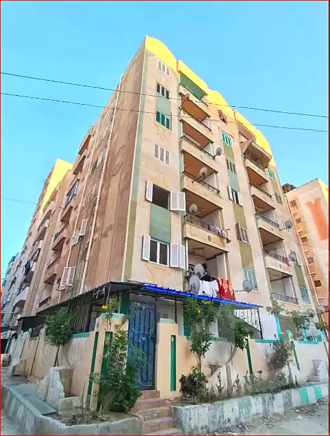 https://aqarmap.com.eg/ar/listing/7328348-for-sale-alexandria-al-agamy-shataa-el-nakheel