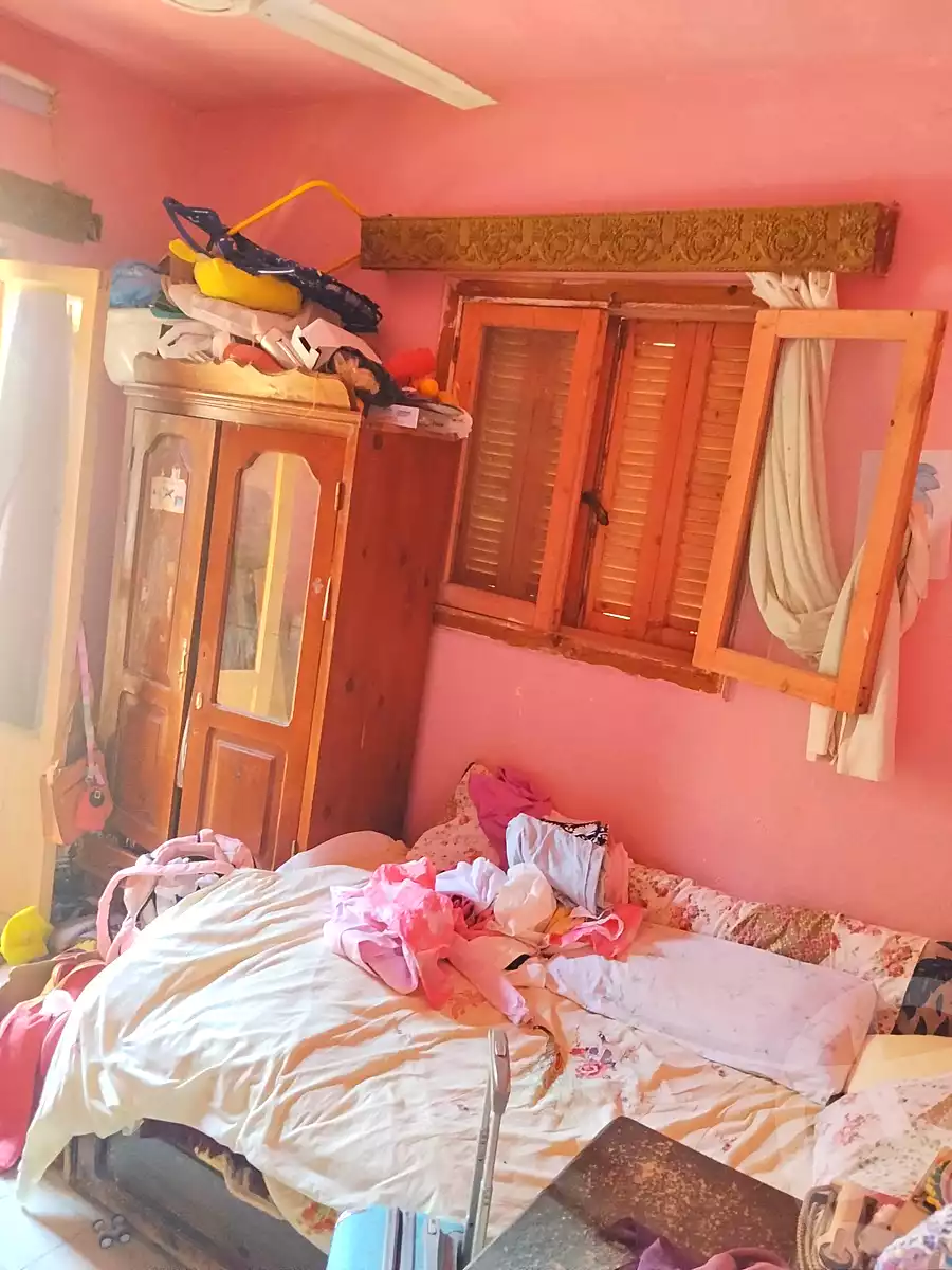 https://aqarmap.com.eg/ar/listing/7328403-for-sale-alexandria-al-agamy-el-hanouvel-radwan-st