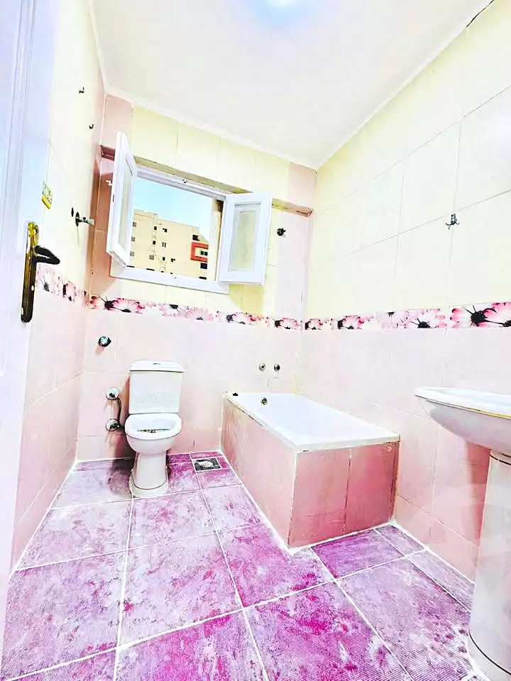 https://aqarmap.com.eg/en/listing/7329022-for-sale-alexandria-al-agamy-shataa-el-nakheel