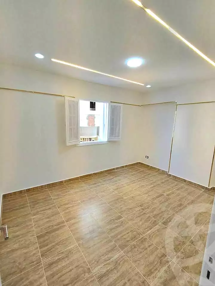 https://aqarmap.com.eg/ar/listing/7329326-for-sale-alexandria-sydy-bshr-sydy-bshr-bhry-gamal-abd-el-nasir-st