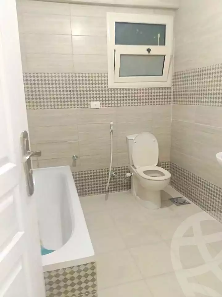 https://aqarmap.com.eg/ar/listing/7329961-for-rent-alexandria-lsywf-city-light-mall