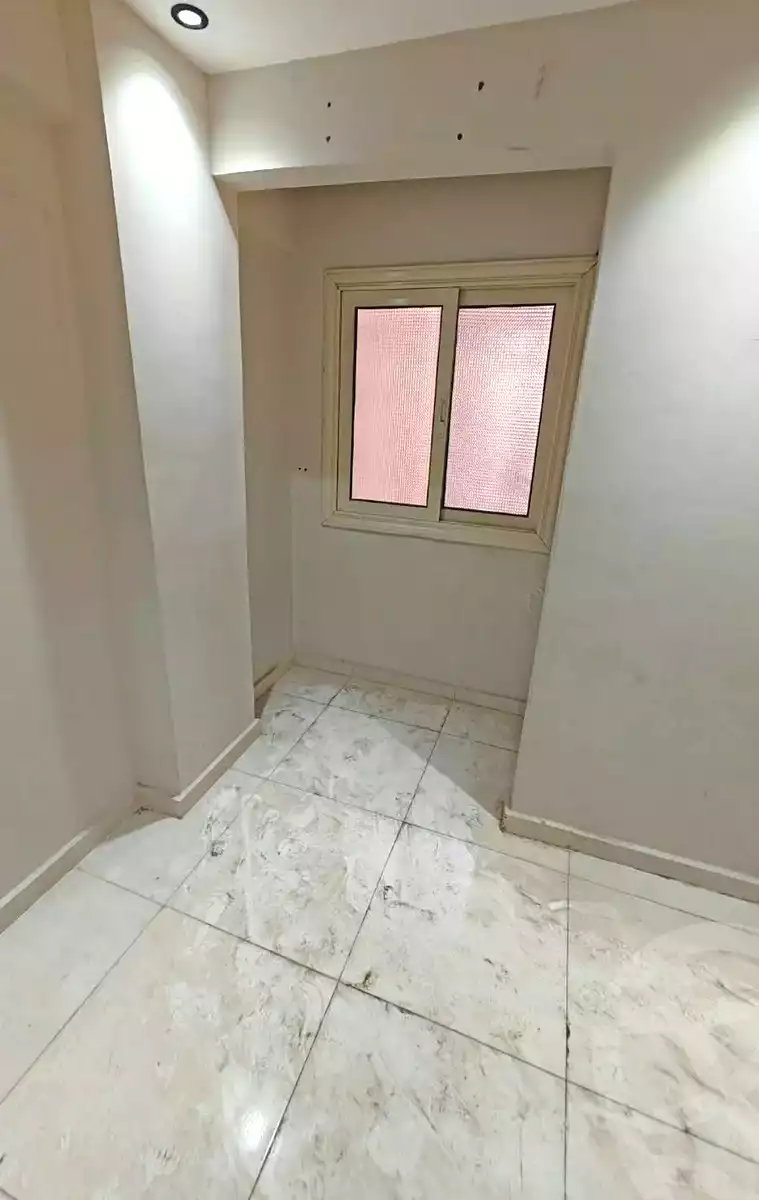 https://aqarmap.com.eg/en/listing/7330525-for-sale-cairo-helwan-mostafa-fahmy-st