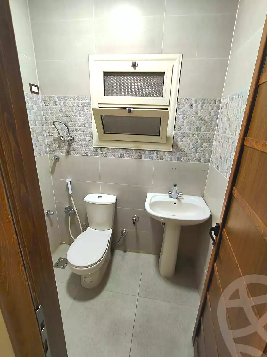 https://aqarmap.com.eg/en/listing/7330583-for-rent-cairo-helwan-hadayek-helwan-nile-corniche-st