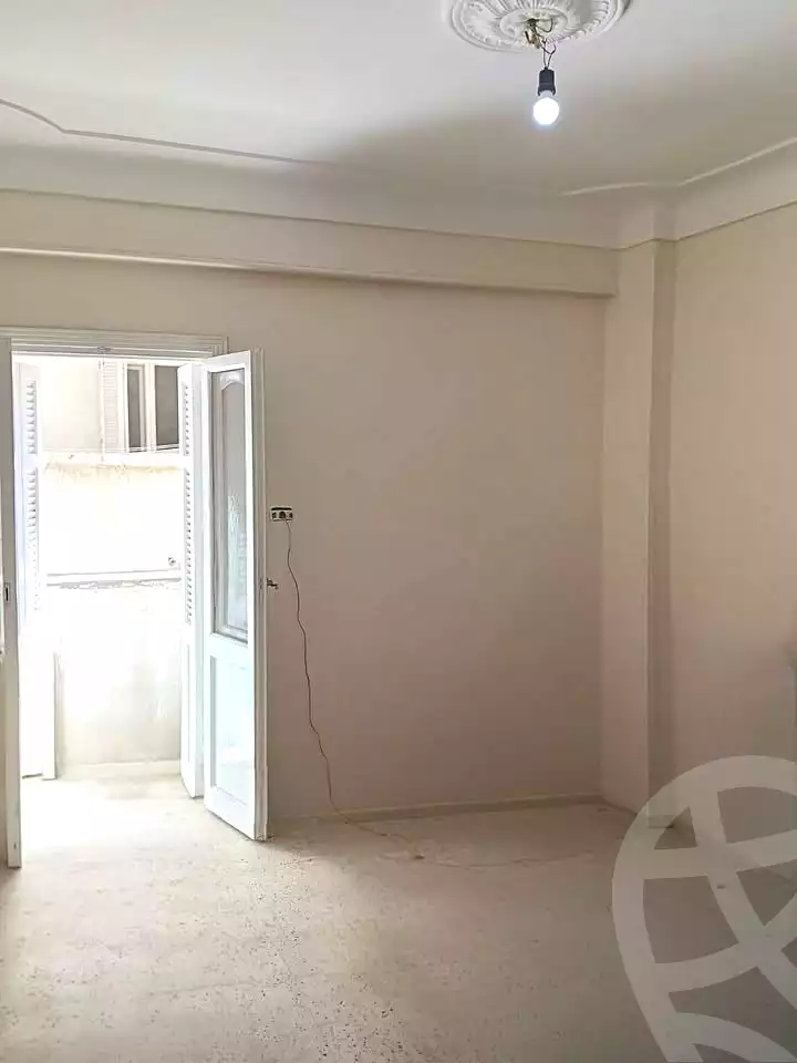 https://aqarmap.com.eg/ar/listing/7330591-for-sale-alexandria-al-agamy-el-hanouvel-al-haded-we-al-soulb-st